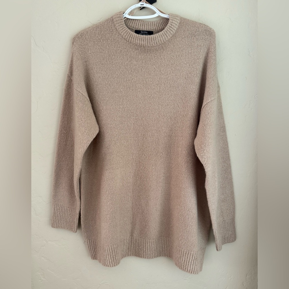 Bershka Womens Oversized Camel Sweater Acrylic Blend XS